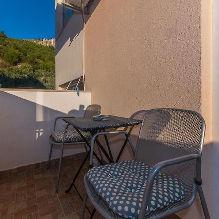 Apartments Niko Промайна Екстериор снимка