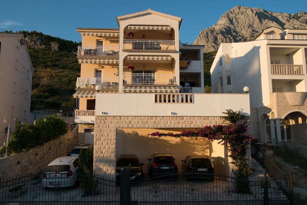 Apartments Niko Промайна Екстериор снимка