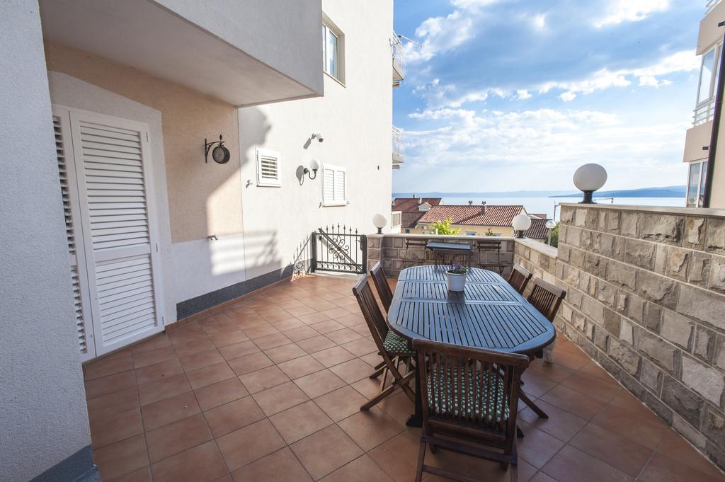 Apartments Niko Промайна Екстериор снимка